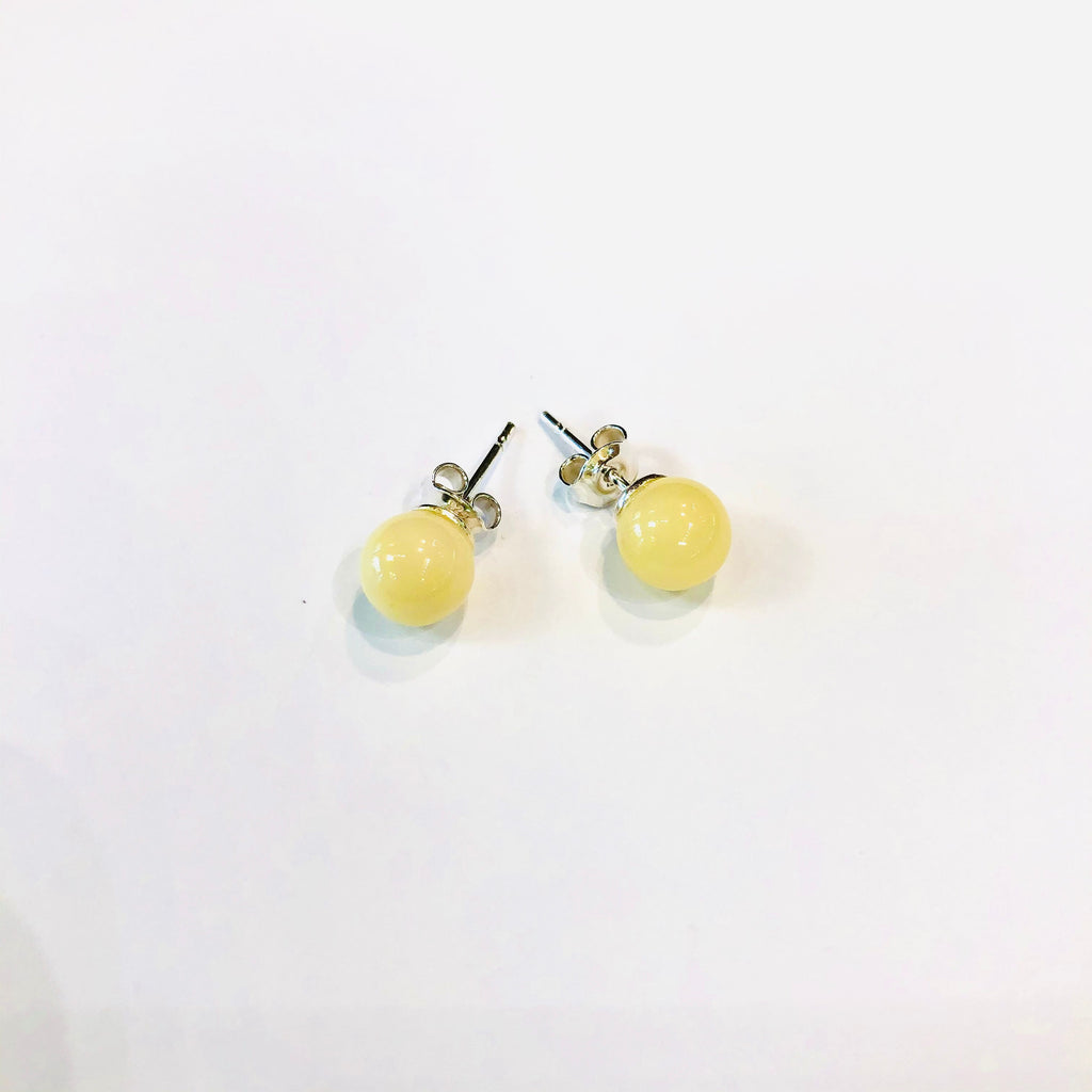 Amber Ball Studs (7 mm) in Butter
