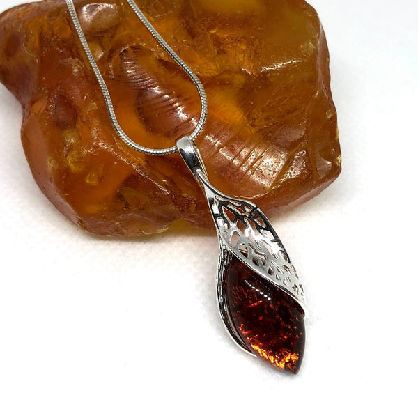 Amber Pendant with Silver Leaf – The Amber Room