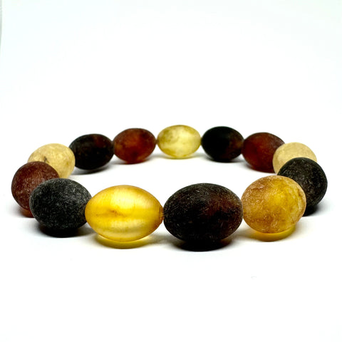 Olive-Shaped Amber Bracelet in Mat