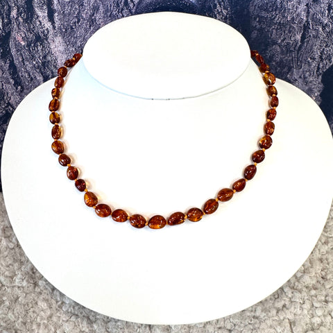 Delicate Beaded Necklace in Cognac Amber