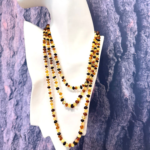 Delicate Beaded Necklaces in Multicolour Amber