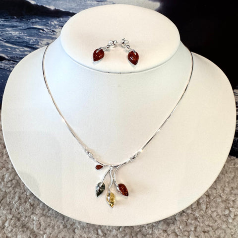 Multicolour Amber Leaves Necklace with Matching Earrings