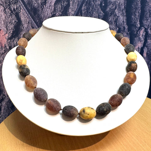 Baltic Amber Olive-Shaped Beaded Necklace in Mat