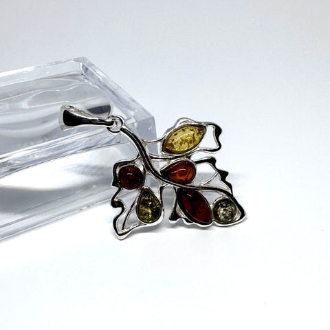 Leaf Pendant in Silver with Multicolour Amber