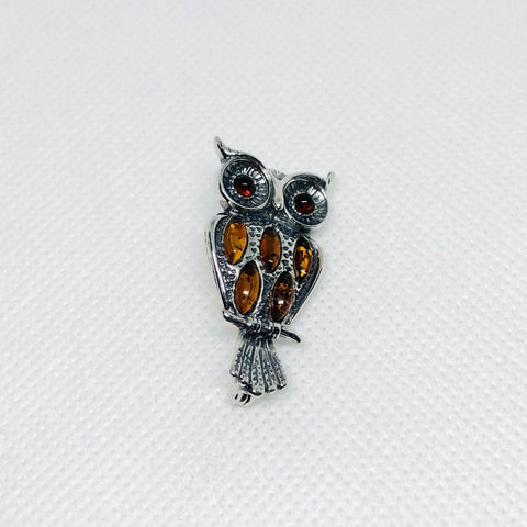 Owl Brooch in Silver and Amber