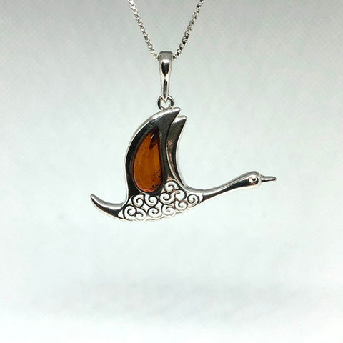 Canada Goose Pendant in Silver and Amber